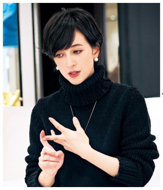 微博吃瓜娱乐圈男明星,娱乐圈男明星微博吃瓜大揭秘